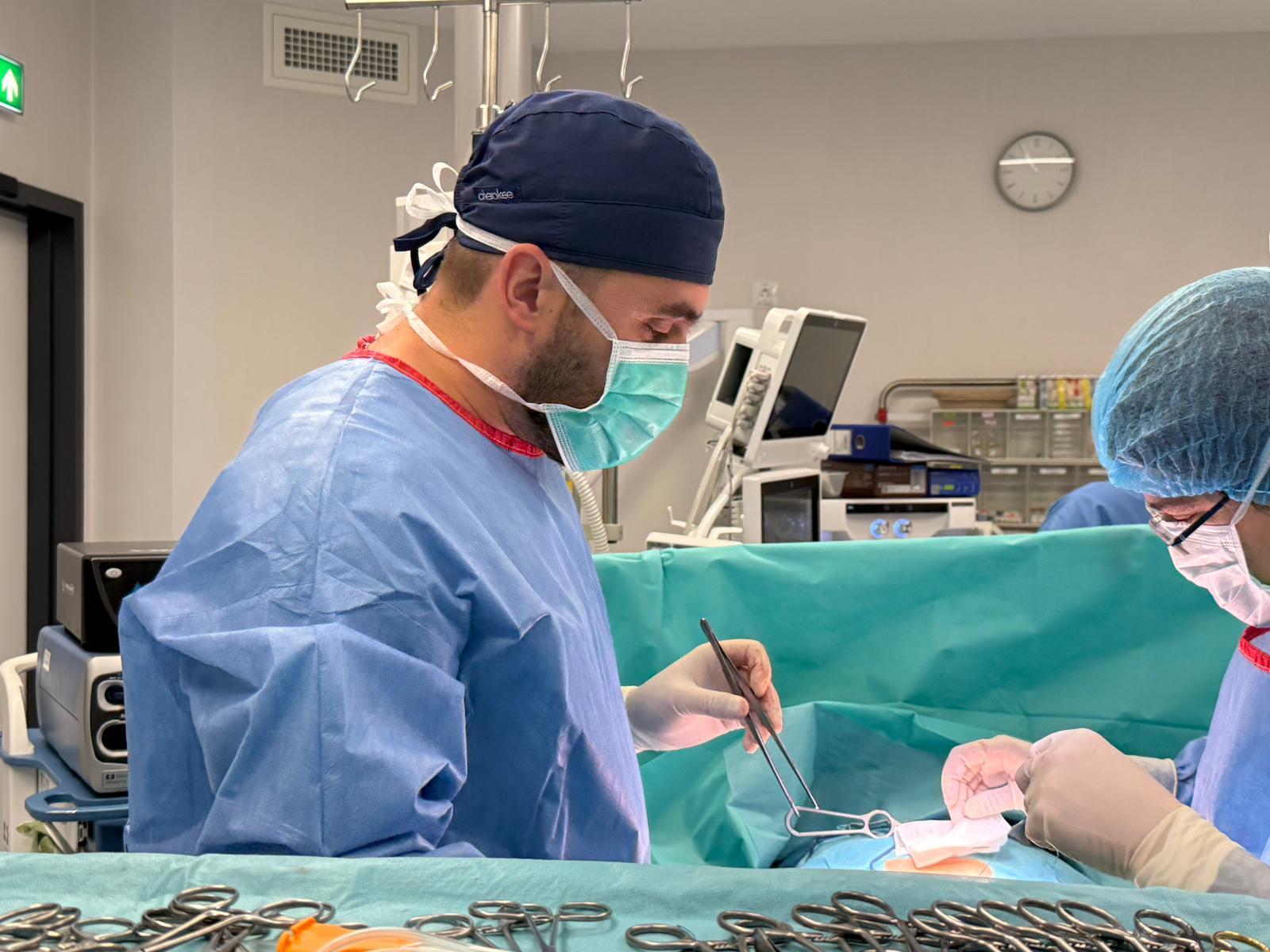 Apendicita acută: semnele care impun prezentarea la medic